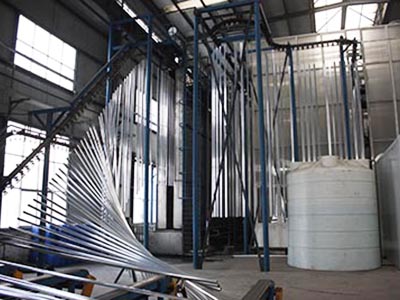 1572943322977871.jpg 立氏噴涂生產(chǎn)線(xiàn).jpg