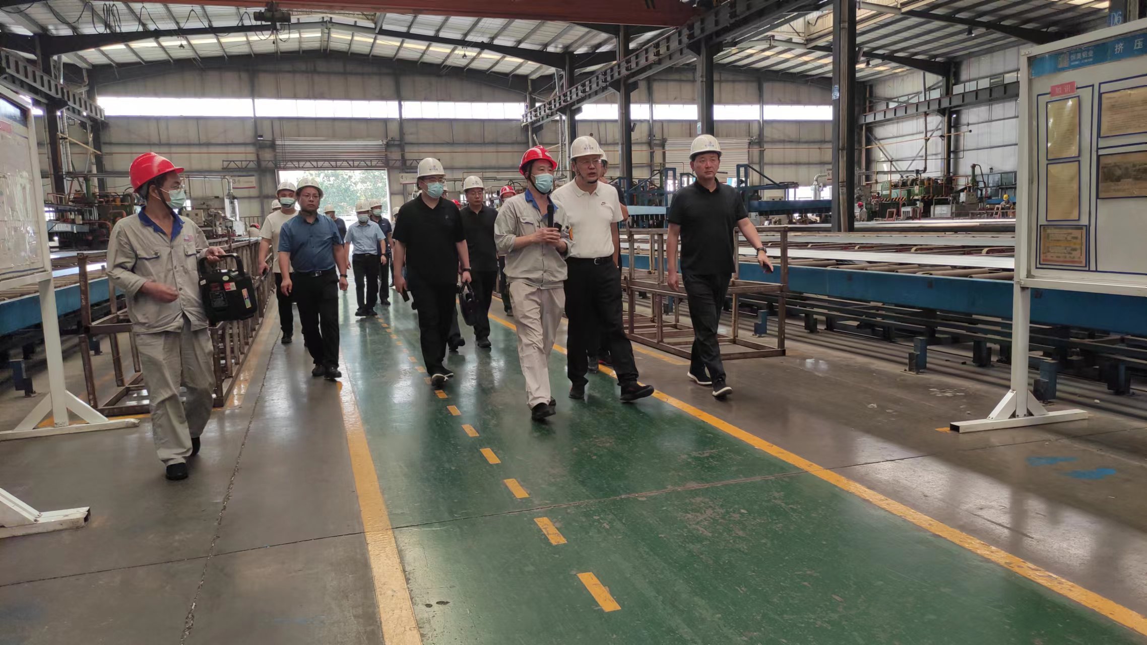 1663815011281083.jpg 鄭州市應(yīng)急管理局主要領(lǐng)導(dǎo)2.jpg